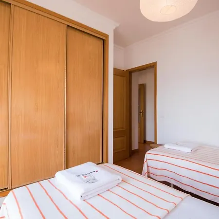 Flh Ocean View Flat *